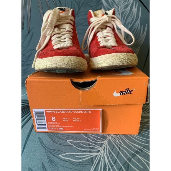 Nike Blazer Mid Suede RED HIGH TOP SNEAKERS GYM SHOES women’s 6 - Picture 2 of 7
